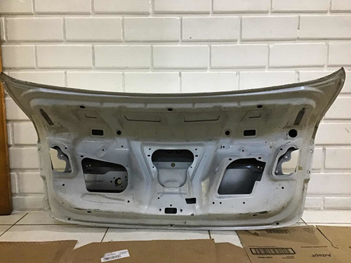 Tampa Traseira Hb20 Sedan 18475 Com Detalhes *