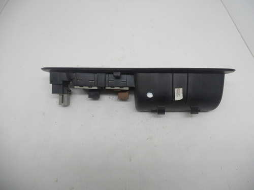Comando Botão Vidro Dianteira Esquerda Vw Polo 2002 A 2011