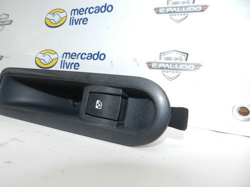 Botão Vidro Traseiro Direito Megane Grand Tour Dyn 07/13