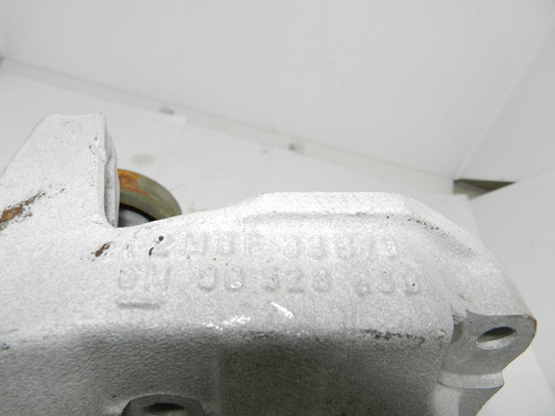 Suporte Compressor Gm Vectra 1996 1997 1998 A 2005 90528680