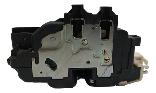 Fechadura Da Porta Dianteira Direita Hyundai I30 2009 A 2012