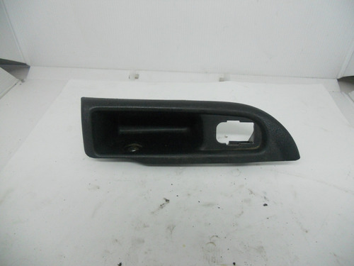 Moldura Botão Traseira Direito Gm Astra 1999 A 2005 93274516