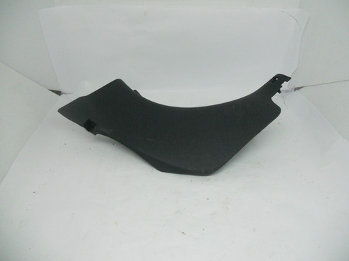 Acabamento Inferior Coluna Direita Nissan March 2015