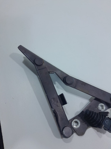 Dobradiça Capo Direito Vw Santana 92/06 3258233343 (vj)
