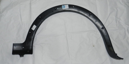 Moldura Para-lama Dianteiro Esquerdo Fiat Strada 2005 A 2008