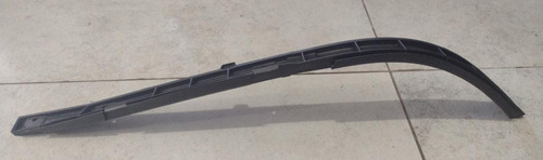 Guia De Para-choque Traseiro Direito Gm Corsa Sedan 02/12