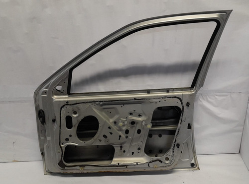 Porta Dianteira Direita Ford Mondeo Clx 98/01 Com Detalhe