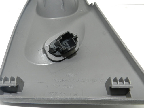 Moldura Vidro Elétrico Traseiro Esquerdo Ford Focus 01 A 08