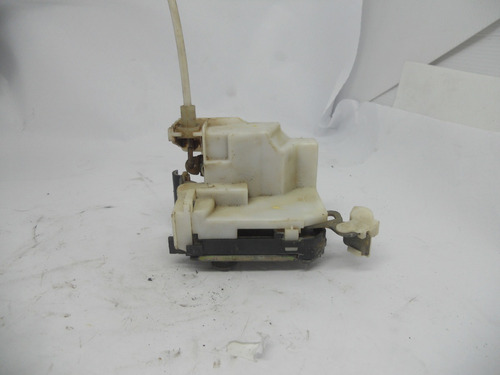 Fechadura Porta Traseira Esquerda Gm Celta Prisma 93372634