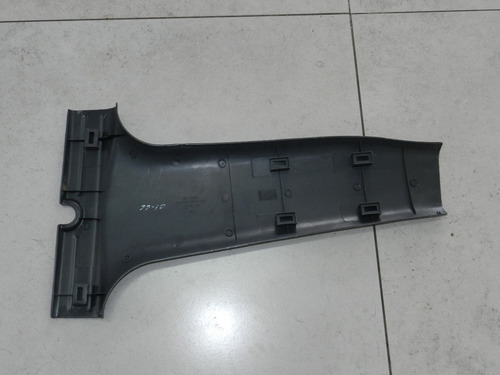 Moldura Acabamento Coluna Direita Vw Gol Parati 1996 A 2014