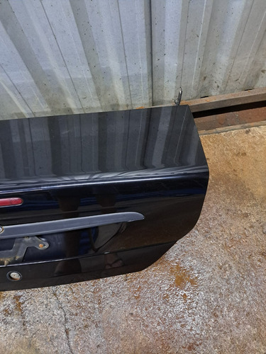 Tampa Traseira Focus Sedan 2002 2003 2004 2005 2006 2007