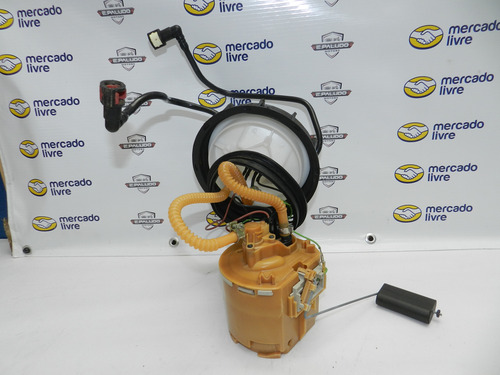 Bomba Combustível Com Mangueiras Ford Focus 1.6 1.8 00/08