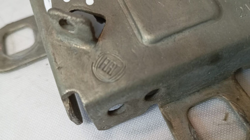 Fechadura Capo Fiat Mobi Linea Punto Original  25617