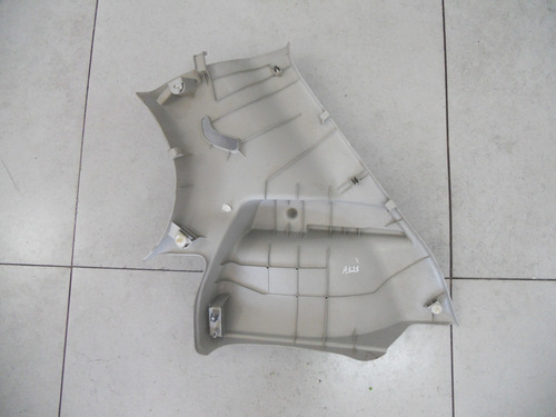 Suporte Bagagito Porta Malas Esquerdo Nissan March 2015