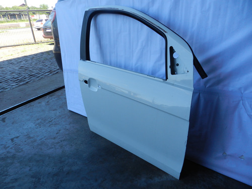Porta Dianteira Direita Grand Siena Attractiv 12/20 Detalhe