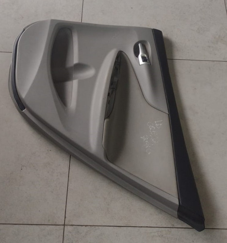 Forro Porta Traseira Lado Direito Toyota Corolla Xei 09/14 