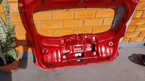 Tampa Traseira Renault Sandero 2015 A 2019.14438-00179