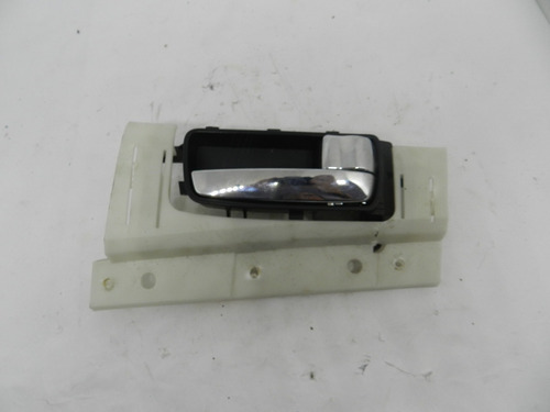 Maçaneta Interna Dianteira Direita Nissan Sentra 2007 A 2012