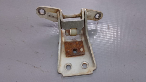 Dobradiças Porta Superior Direita F1000/f4000 93/98. 23658