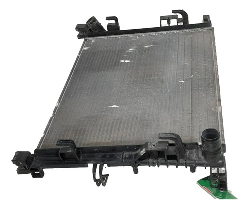 Radiador Agua Logan Sandero 1.6 16v 2015 2016 2017 2018 2019