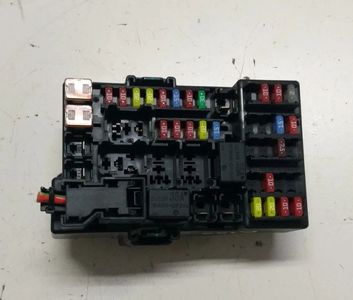 Caixa Fusível Gm Onix Prisma Cobalt 1.0 1.4 13/18 2b128010f