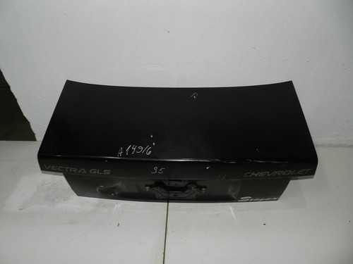 Tampa Traseira Porta-malas Vectra Gls Sedan 93/96 Detalhes