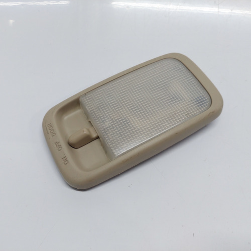 Luz De Teto Cortesia Simples Hilux Sw4 Ano 2005 A 2012