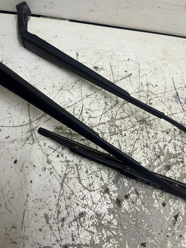 Par Braço Limpador Parabrisa Toyota Yaris 2019 Original 