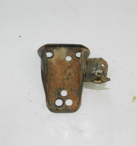 Suporte Esquerdo Eixo Traseiro Fiat Uno Palio Siena 97/15