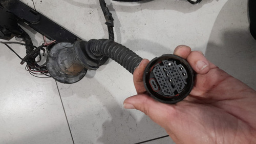 Chicote Carroceria Gm Zafira 2001 A 2012  9684981 Detalhe