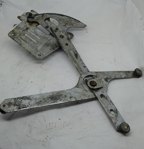 Maquina Manual Vidro Dianteiro Esquerdo Gm Blazer S10 98/11