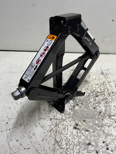 Macaco Chave Roda Chevrolet Onix 2022/2023 Original