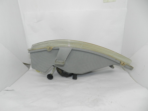 Farol Lado Direito Arteb Gm Celta 2001 A 2005 1100094