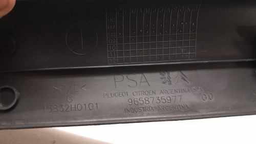 Moldura Soleira Diant Esquerda Citroen C4 2008 9658735977