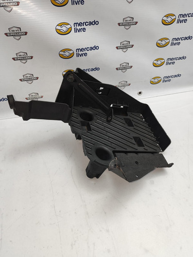 Suporte Base Caixa Bateria Renault Scenic 01/10 8200036494