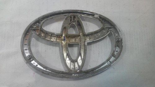 Emblema Logo Tampa Traseira Toyota Corolla 2009/2013