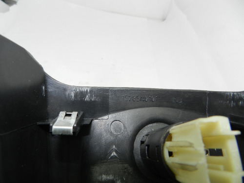 Acabamento Comando Ar Traseiro Citroen C4 9670274677