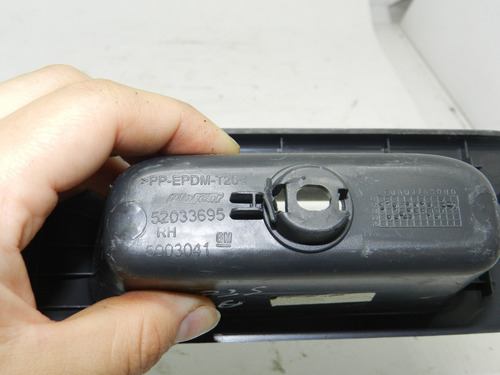 Moldura Comando Vidro Traseiro Direita Gm S10 2013 A 2016