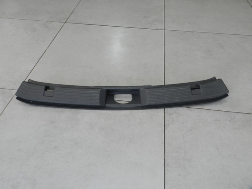 Acabamento Moldura Interna Porta Malas Ford Edge 2012 A 2016