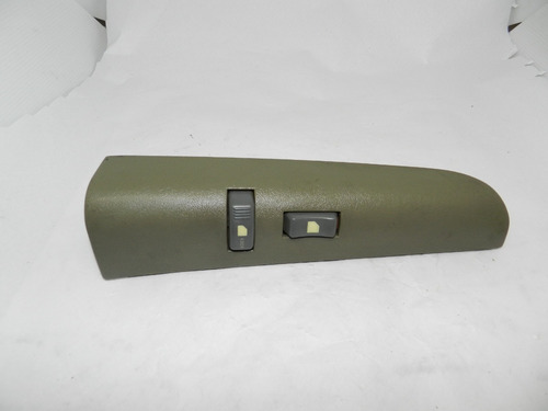 Moldura Botão Vidro Dianteiro Direito Gm S10 2006 A 2011