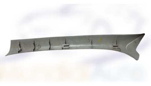 Moldura Coluna Parabrisa Direito Gm Celta. 23043