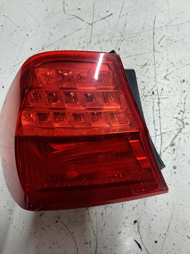 Lanterna Lado Esquerdo Bmw 320i 2010 