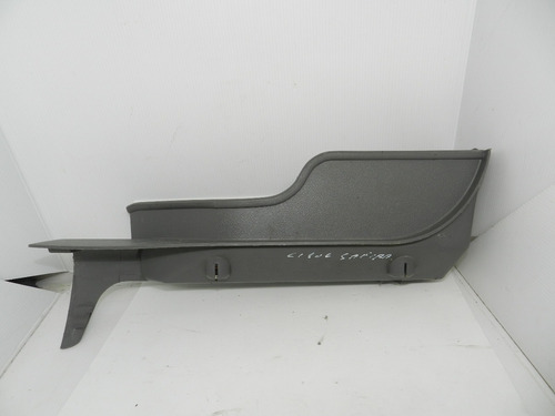 Moldura Soleira Porta Objetos Dianteira Esquerda Gm Zafira