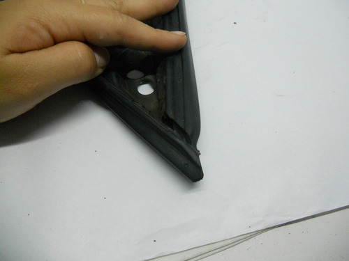 Borracha Porta Retrovisor Direito Peugeot 206 Cc 2002 A 2006