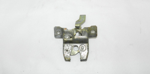 Fechadura Tampa Porta Malas Vw Santana 92/00 3258275054