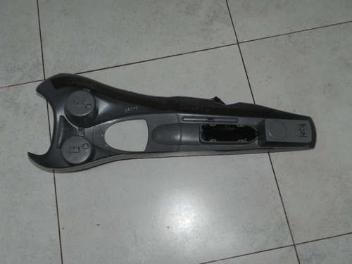 Console Central Ford Focus 2001 2002 A 2005 98aba045a74