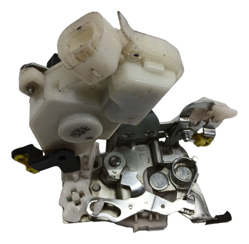 Fechadura Porta Traseira Esquerda Toyota Etios 2013 A 2021