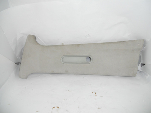 Acabamento Superior Coluna Traseira Direita Vw Golf 99 A 03