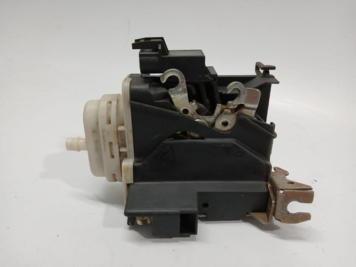 Fechadura Porta Dianteira Esquerda Audi A4 1995 1996 A 2001