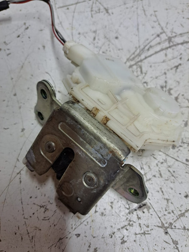 Fechadura Tampa Traseira Mitsubishi Outlander 2014 2015 2016